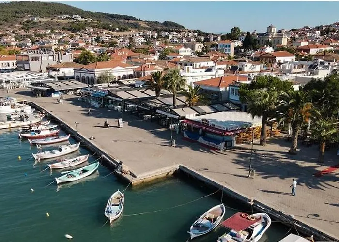 Cunda Palace Hotel Ayvalı